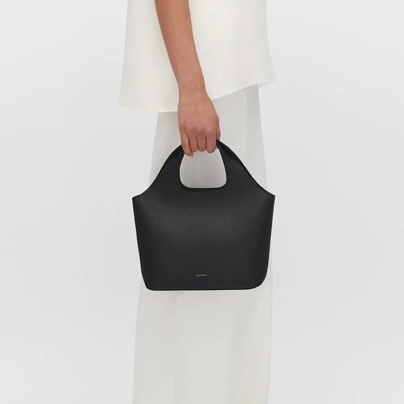 Cuyana Mini System Tote black pebbled leather with crossbody strap - Picture 8 of 8